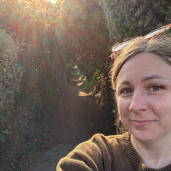 Meet your Posher, Kelsie - Picture 1 of 1